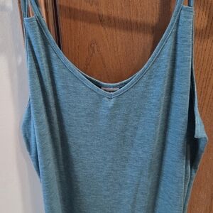 Lightweight Teal V-Neck Tank Top - Women